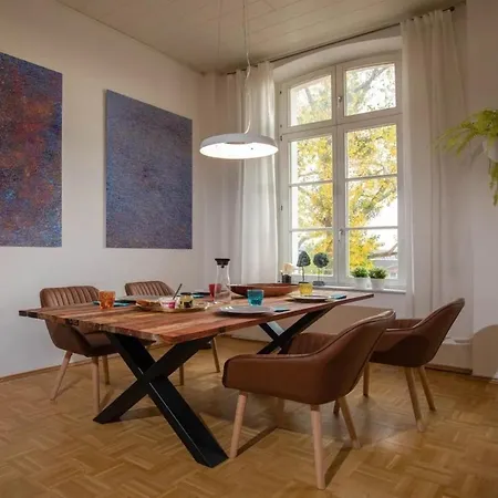 Apartment Grandiose Altbauwohnung Mitten Im Zentrum Schwerins Schwerin (Mecklenburg-Vorpommern)